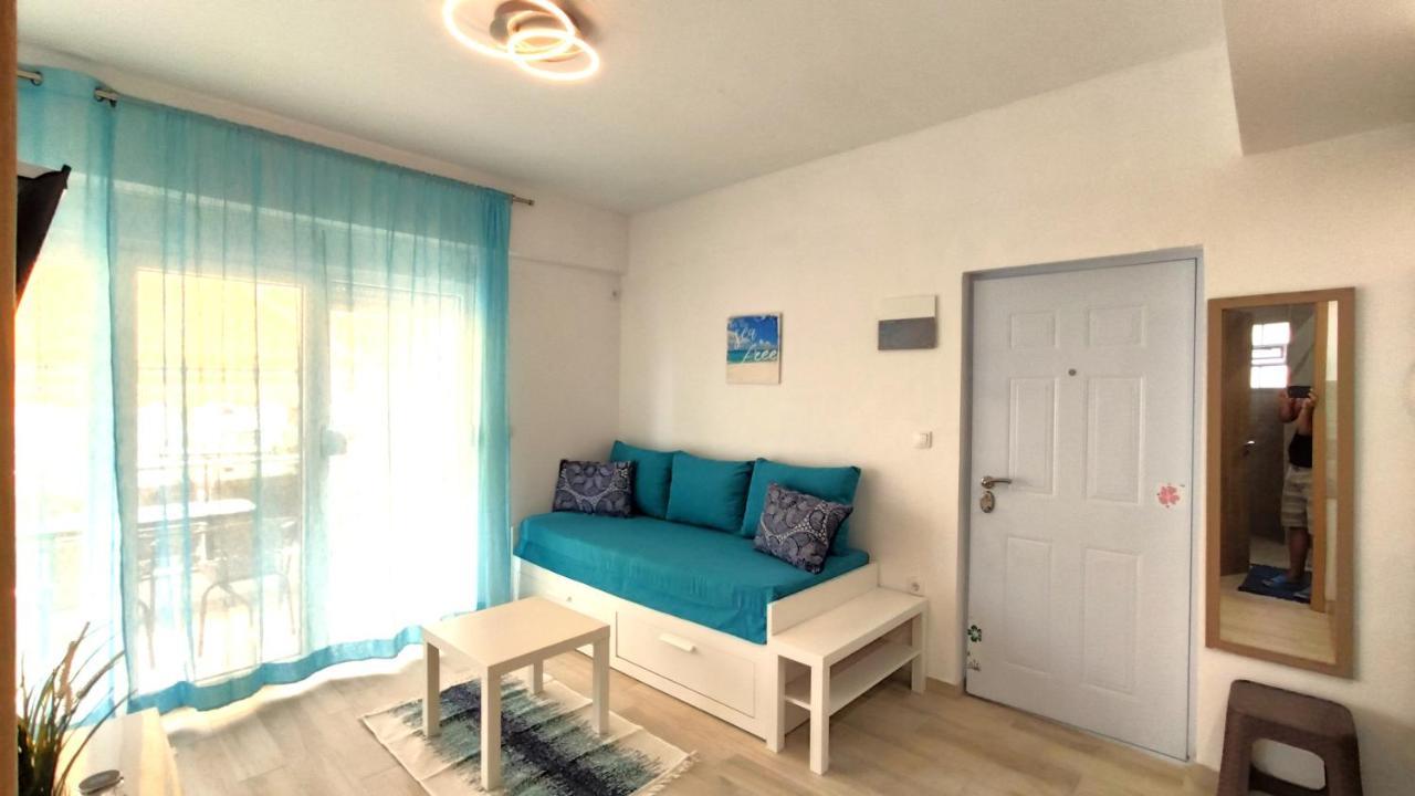 Sea Star Apartments Kallikratia Nea Kallikrateia Экстерьер фото