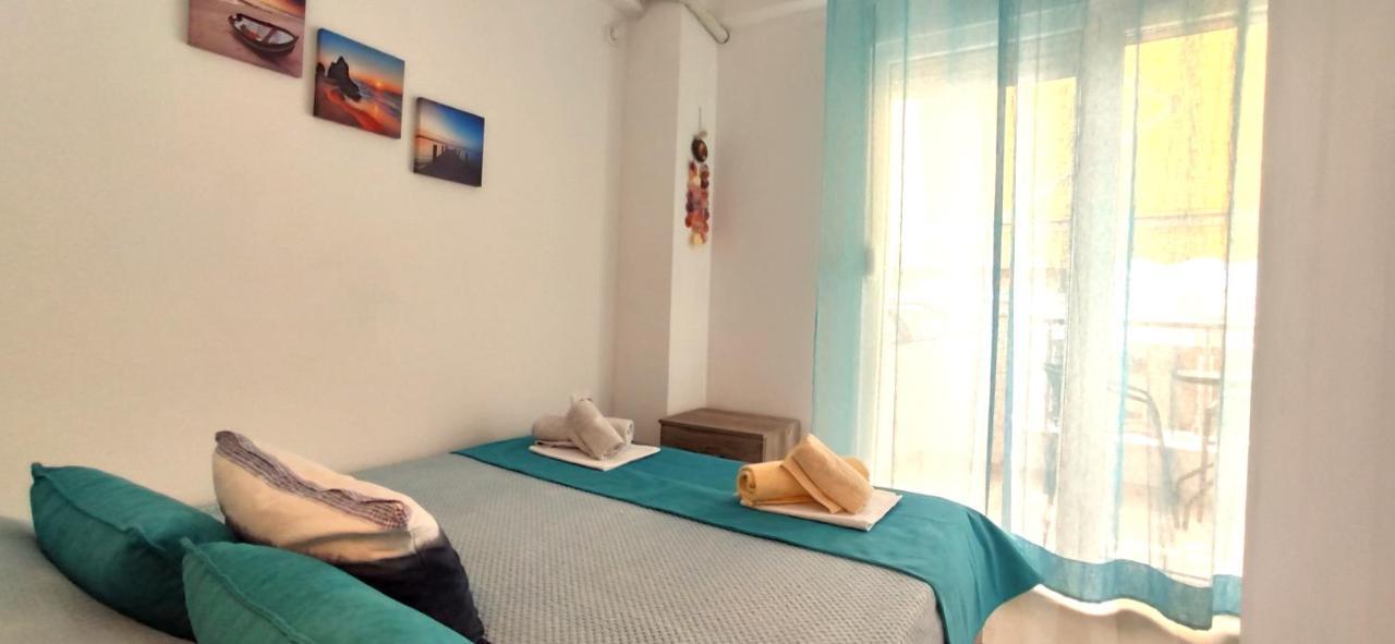 Sea Star Apartments Kallikratia Nea Kallikrateia Экстерьер фото