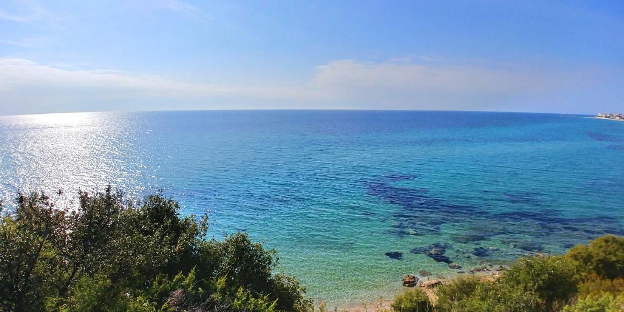 Sea Star Apartments Kallikratia Nea Kallikrateia Экстерьер фото