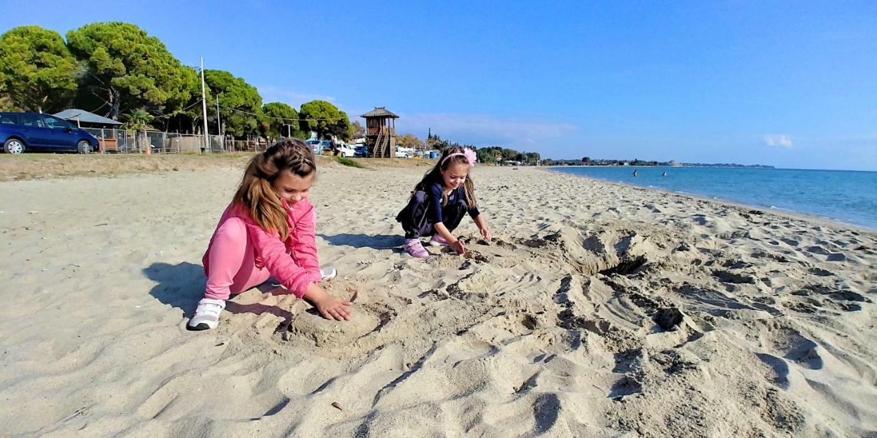 Sea Star Apartments Kallikratia Nea Kallikrateia Экстерьер фото