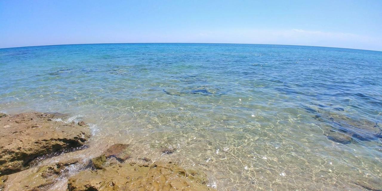 Sea Star Apartments Kallikratia Nea Kallikrateia Экстерьер фото